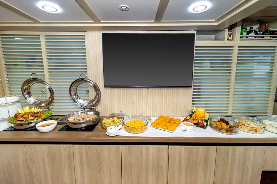 Nemo III Gourmet Buffet Galapagos Cruise